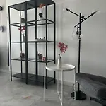 Towarowa Flowers Apartment, Free Parking, Air-conditioning, Self Check-in 24h Poznan
