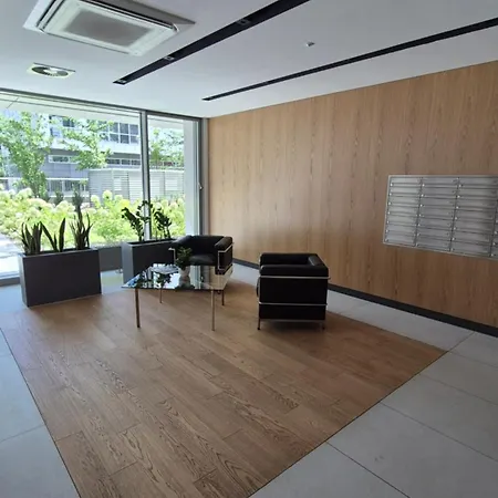 Towarowa Flowers Apartment, Free Parking, Air-conditioning, Self Check-in 24h Апартаменты Познань