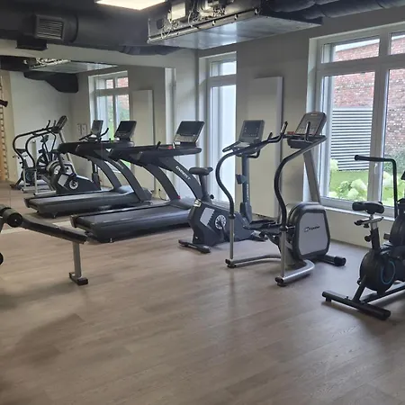 Towarowa Flowers Apartment, Free Parking, Air-conditioning, Self Check-in 24h *