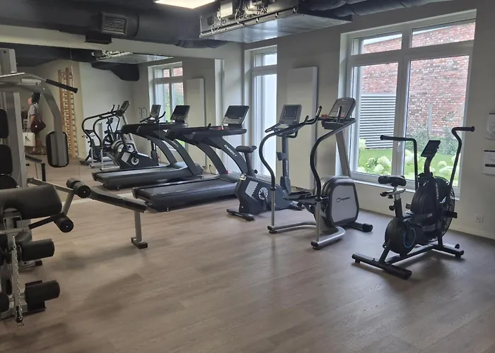 Towarowa Flowers Apartment, Free Parking, Air-conditioning, Self Check-in 24h *