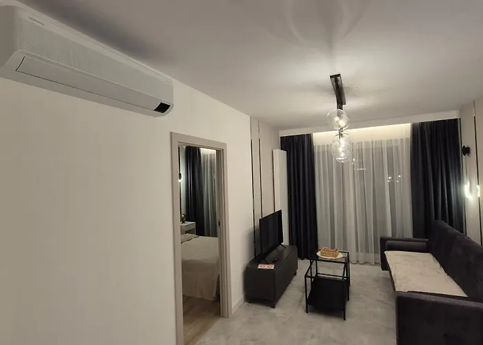 Apartament Towarowa Flowers Apartment, Free Parking, Air-conditioning, Self Check-in 24h Poznań