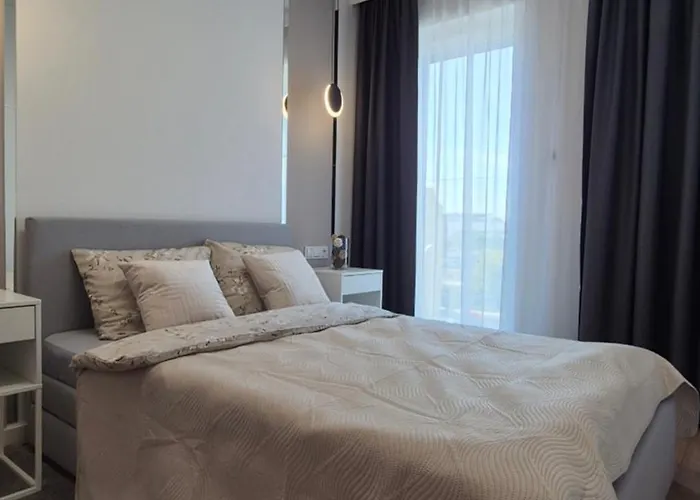 Towarowa Flowers Apartment, Free Parking, Air-conditioning, Self Check-in 24h Poznan