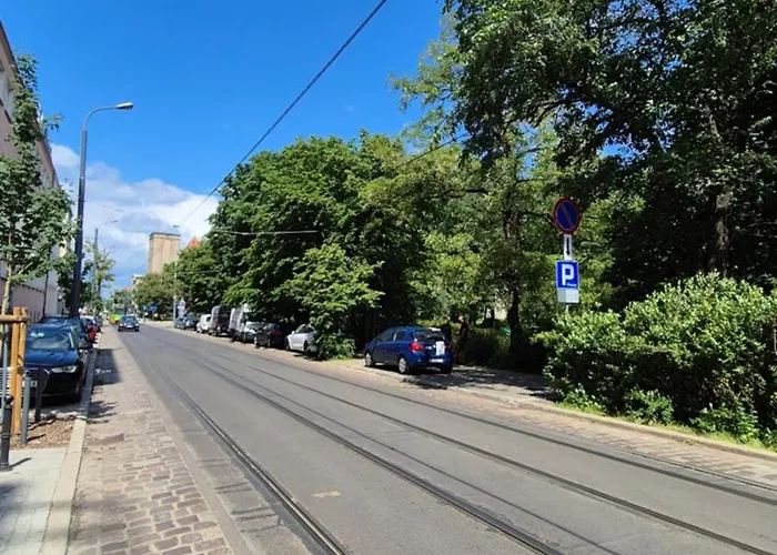 Towarowa Flowers Apartment, Free Parking, Air-conditioning, Self Check-in 24h Apartament Poznań